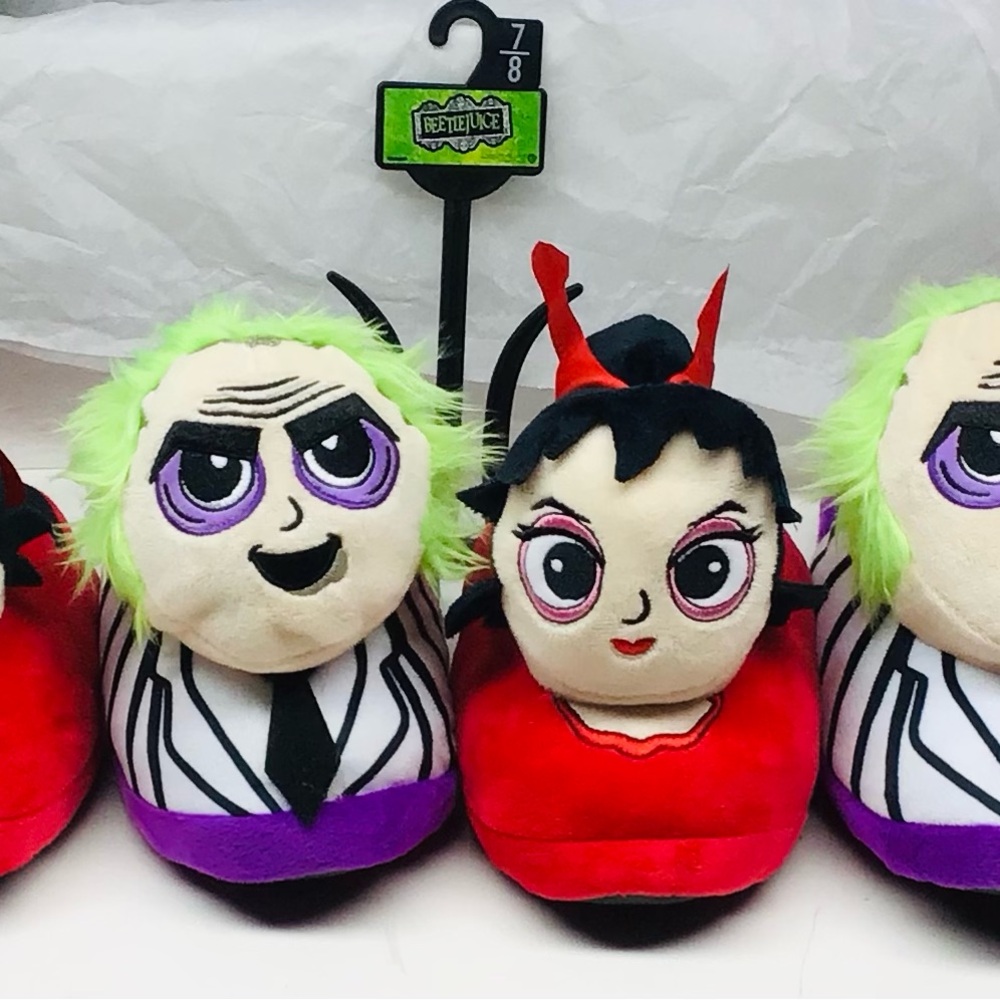 BEETLEJUICE & LYDIA LOT OF 3 ADULT PLUSH SLIPPERS SZ’S 5-6/7-8/8-10 NEW